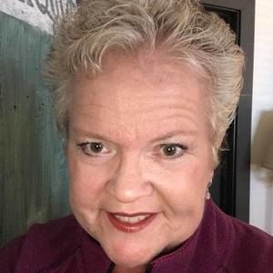 Meet your Posher, Debra